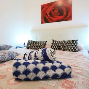 Casa vacanze Home&sharm Reitani, Aeroporto di Catania Fontana Rossa